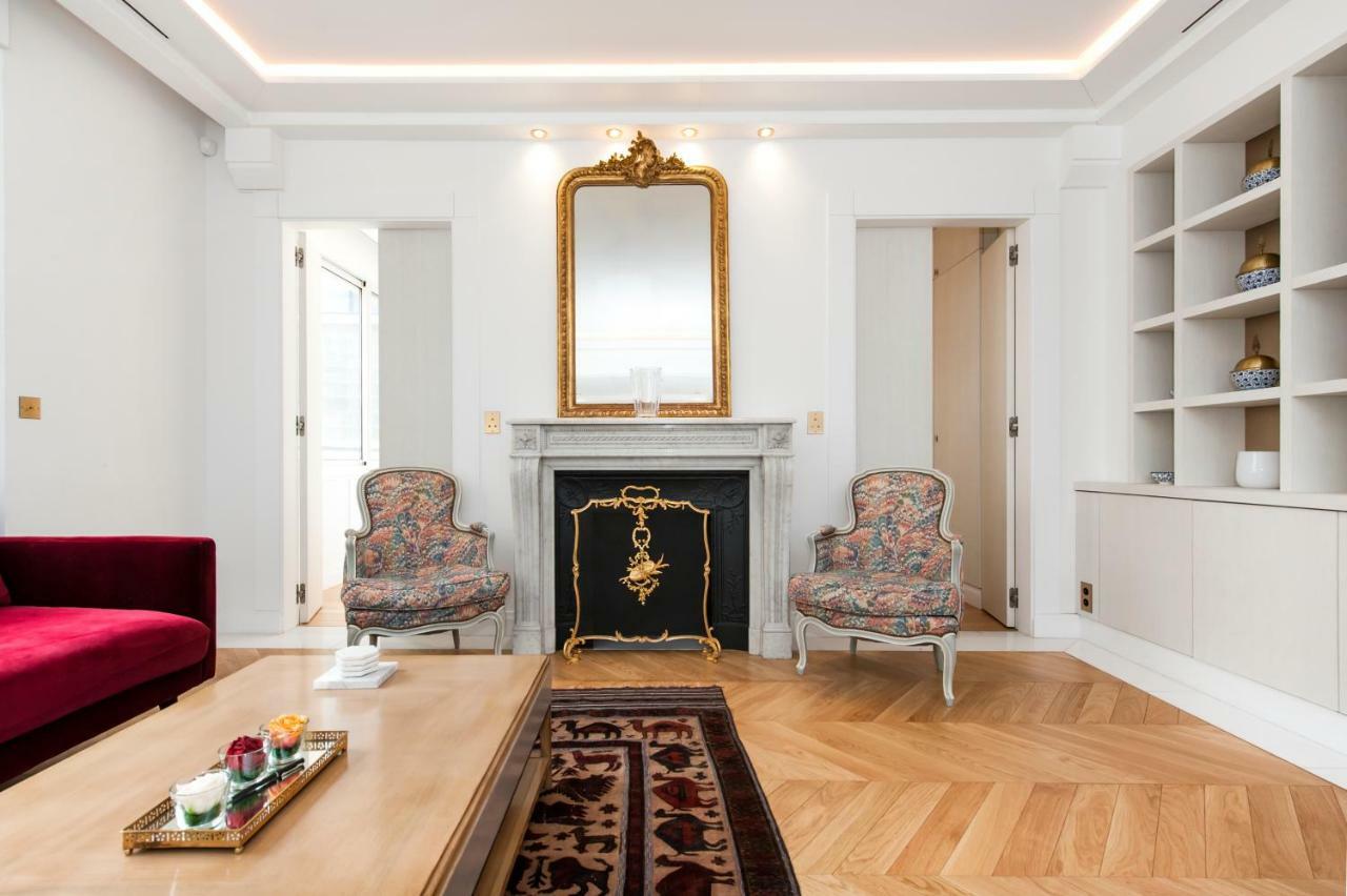 Luxury Montaigne Apartment Париж Екстер'єр фото